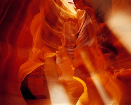 triple-light-rays-antelope-canyon-tribal-park-arizona